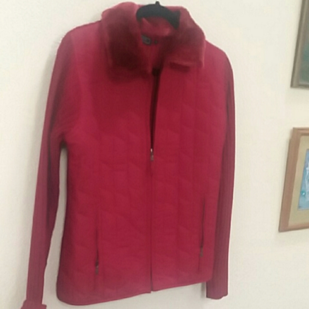 Effeci deep red sweater size large